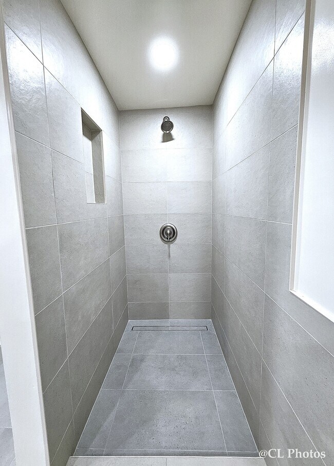 Building Photo - 2307 N Spaulding Ave