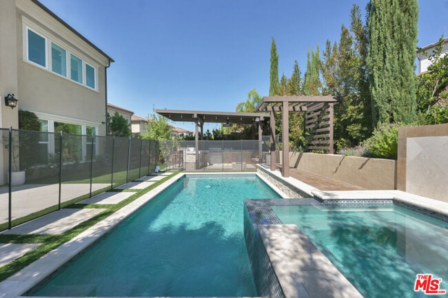 Building Photo - 20559 Wood Rose Ct