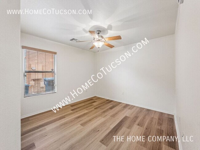 Building Photo - 6039 S Avenida Las Monjas