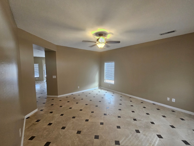 Building Photo - 5623 S 54th Dr