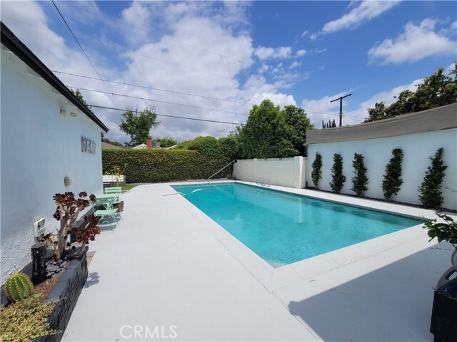 Building Photo - 17557 Lemay Pl
