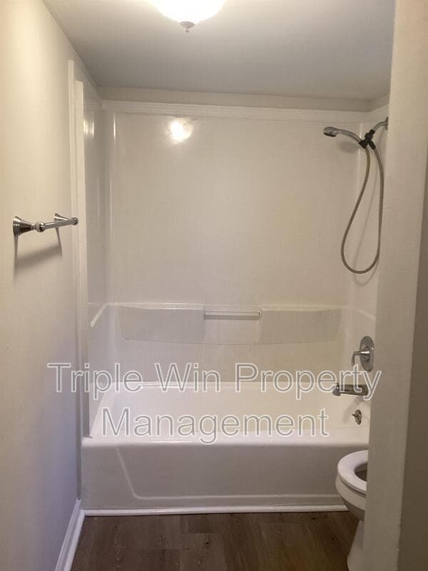 Building Photo - 535 S Adams St