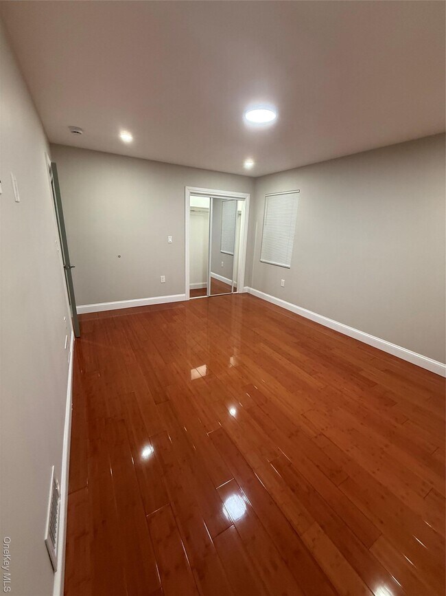 Building Photo - 107-13 220th St