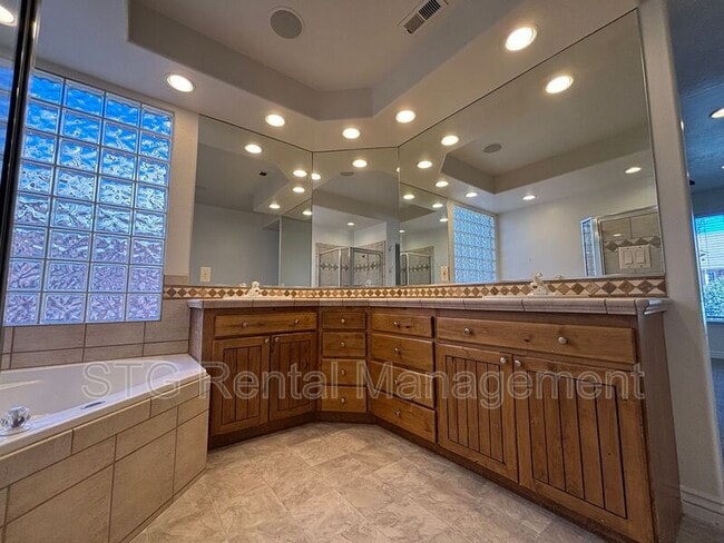 Building Photo - 348 E 1060 S