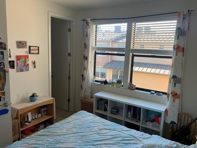 Building Photo - 3000 El Camino Real