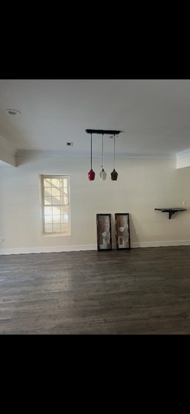 Building Photo - 5976 Maxfield Ct