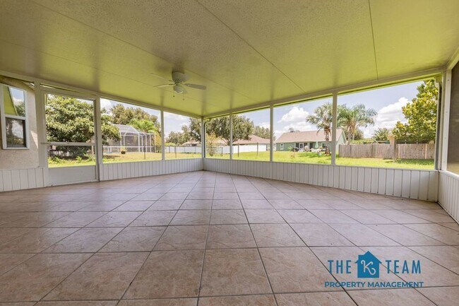 Building Photo - 515 Terranova Cir