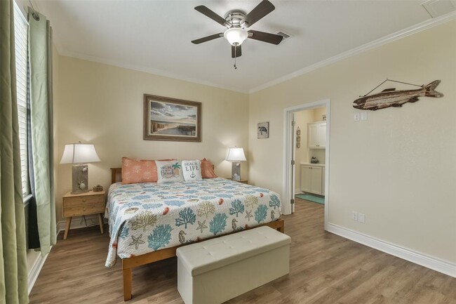 Building Photo - 4022 Fort Bend Dr