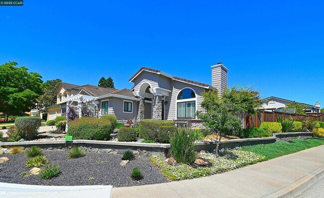 Building Photo - 800 Beaver Creek Ct