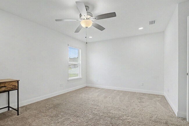 Building Photo - 2508 Mount Vernon Ln