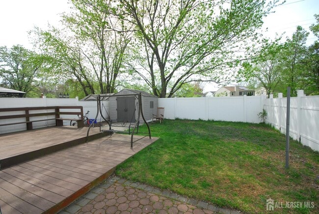 Building Photo - 96 Brewster Cir
