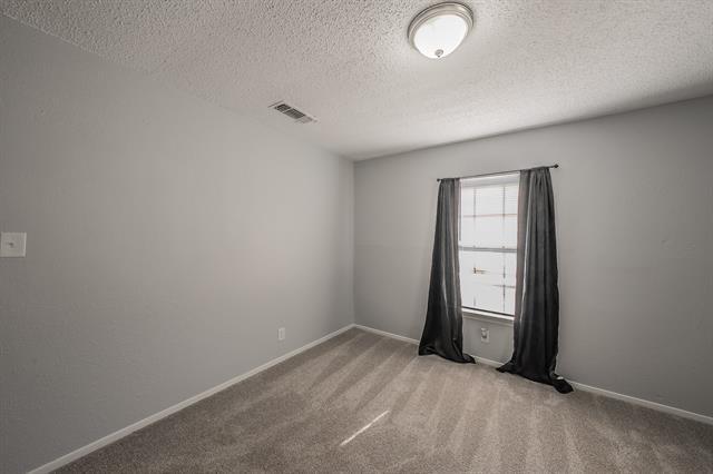 Building Photo - 1009 S Waco St