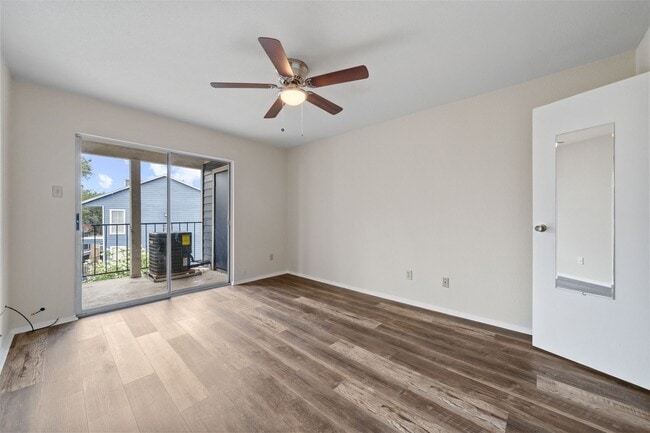Building Photo - 18519 Egret Bay Blvd