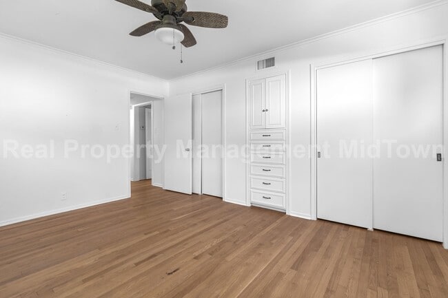 Building Photo - Live Elevated in the Heart of Viridian – S...