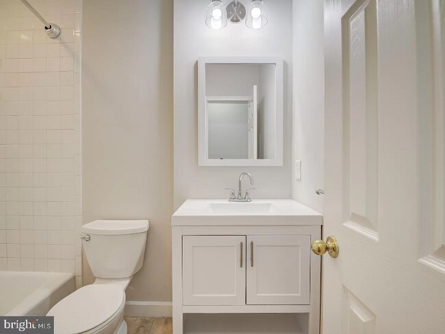 Building Photo - 4316 4th St NW