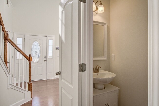 Building Photo - 156 Red Leaf Blvd