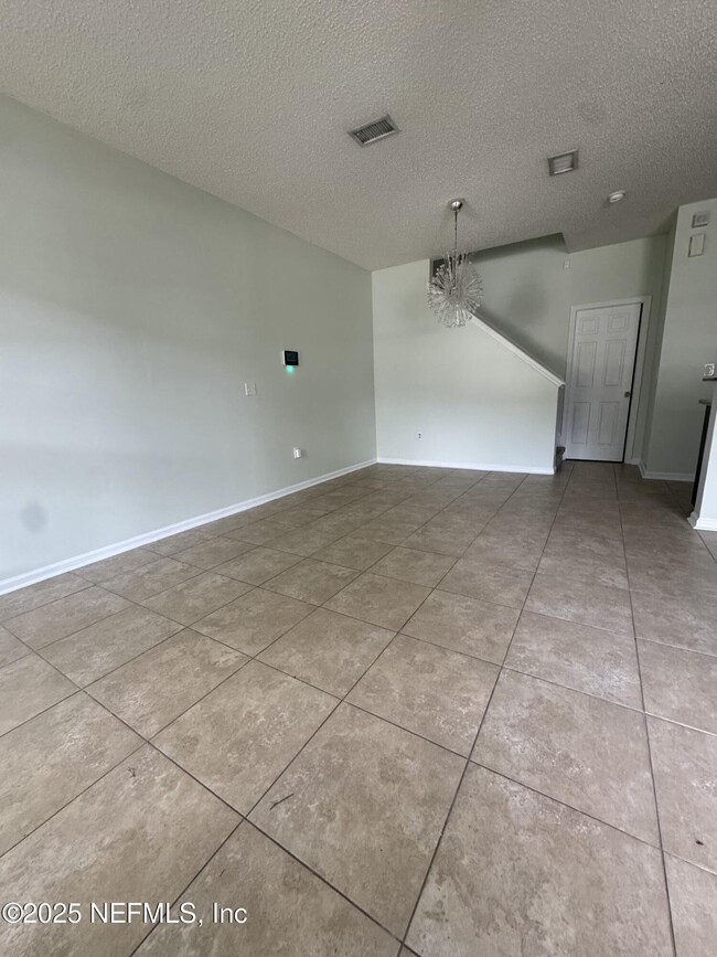 Building Photo - 454 Sherwood Oaks Dr