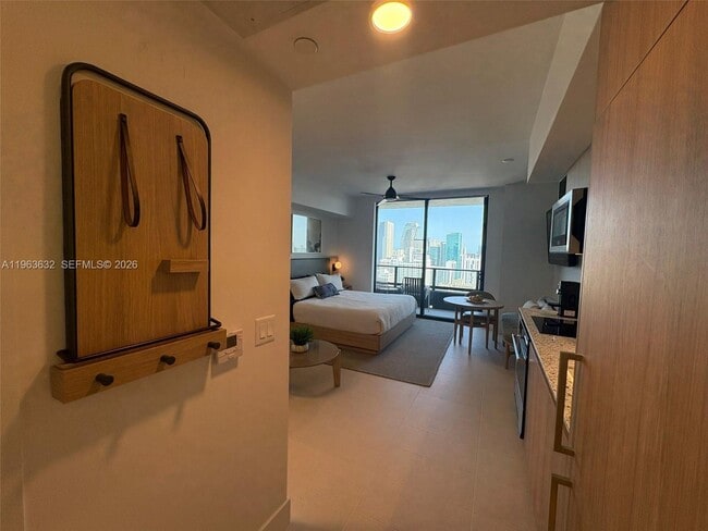 Building Photo - 159 NE 6th St