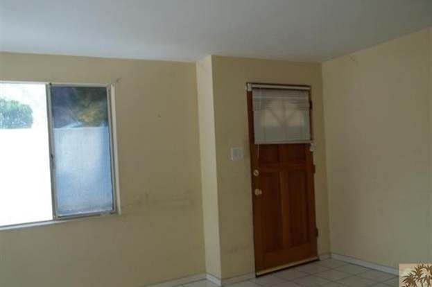 Building Photo - 52162 Avenida Velasco
