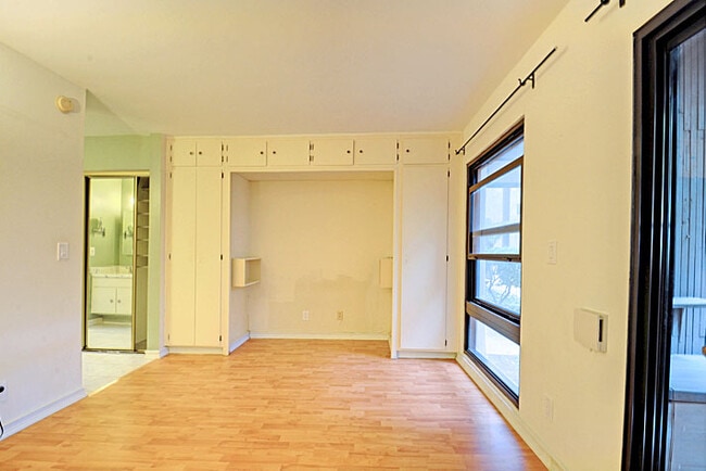 Bedroom and space for Murphy bed - 7742 Redlands St