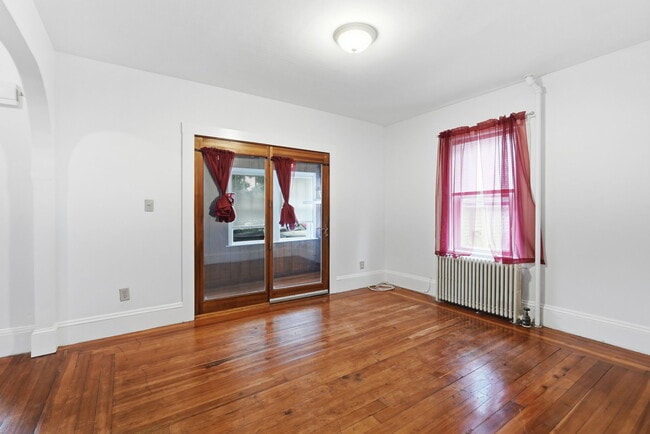 Building Photo - 457 N Franklin St