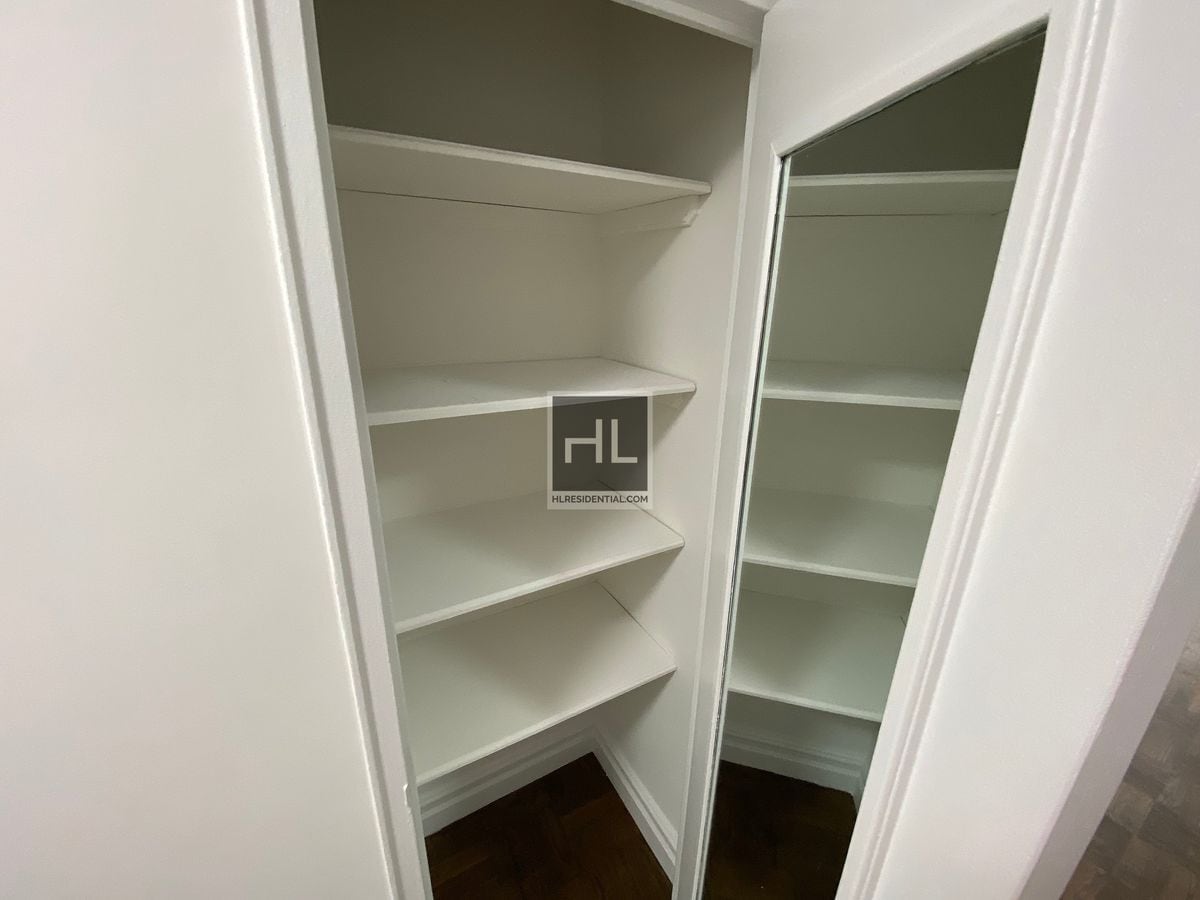 Building Photo - BEEKMAN PLACE