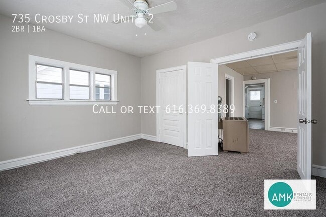 Building Photo - 735 Crosby St NW