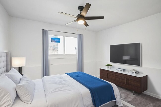 Building Photo - 535 Pasadena Ave