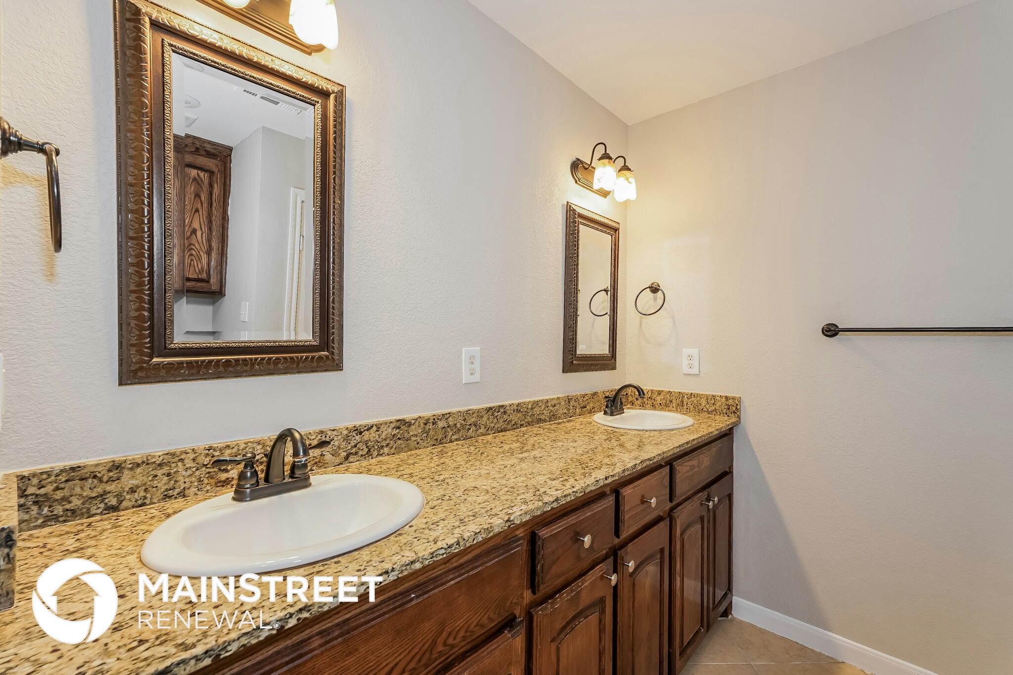 Building Photo - 3020 Laurel Creek Dr