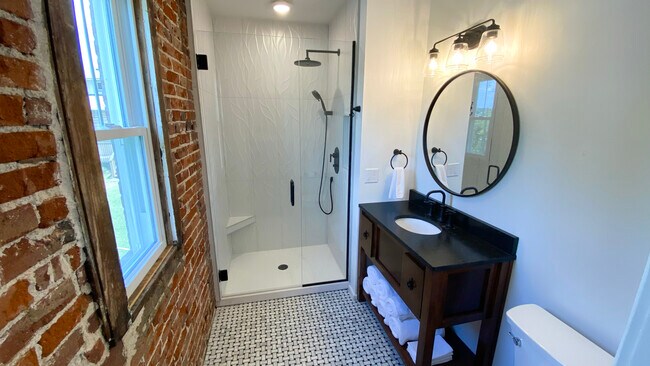 Bathroom - 622 E Capitol Ave