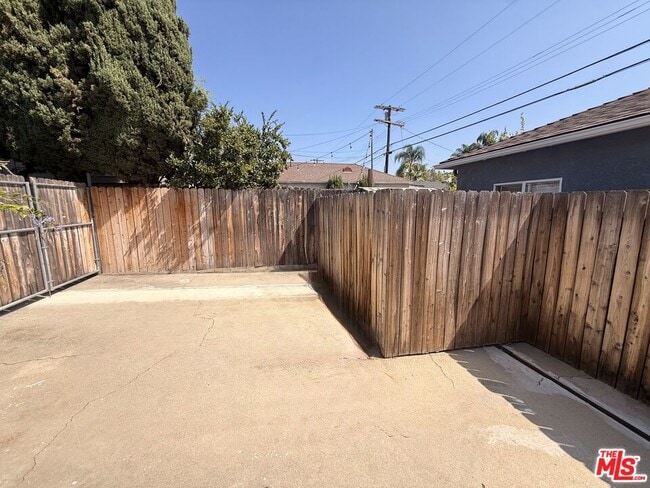 Building Photo - 4234 Verdugo Rd