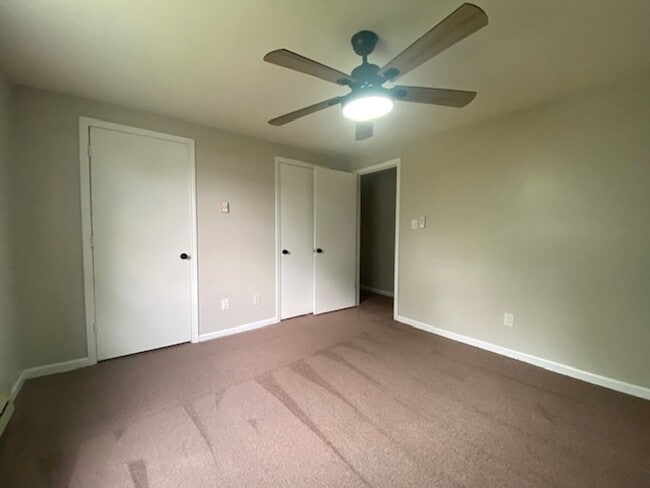Building Photo - Welcome to this charming three bedroom, on...