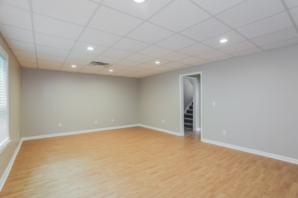 Building Photo - 4800 Mentmore Terrace
