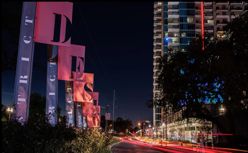 Building Photo - 1100 Oak Lawn Ave