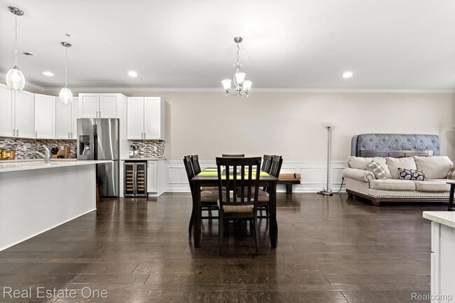 Building Photo - 5570 Arbor Chase Dr