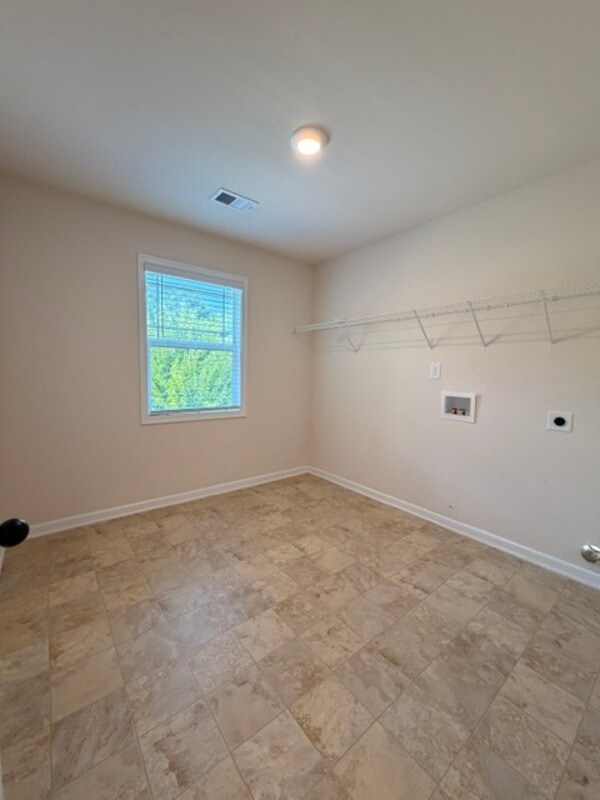 Building Photo - 213 Golden Fluke Dr