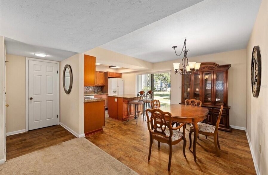 Building Photo - 401 NW 39th Rd