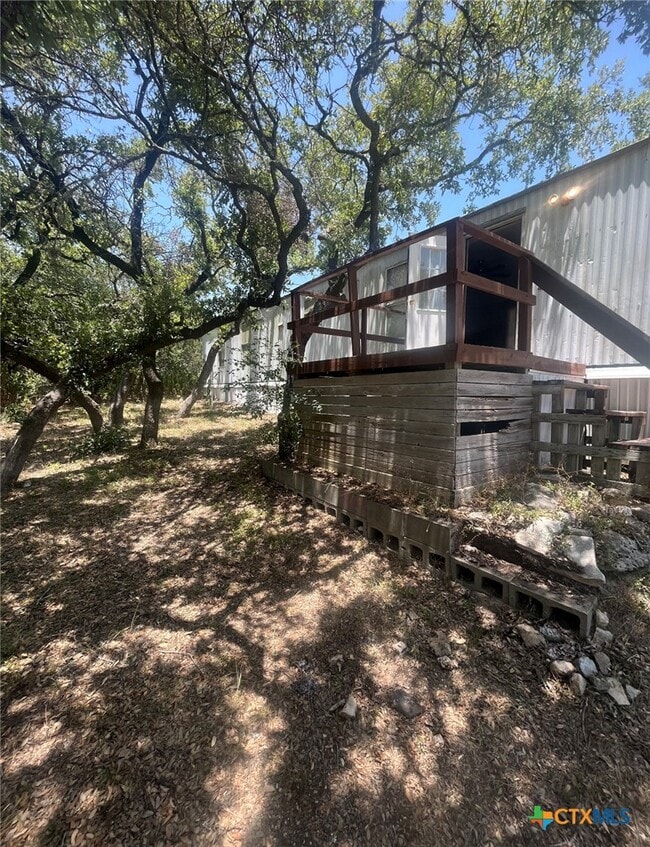 Building Photo - 122 Sonnyland Dr