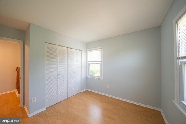 Building Photo - 9572 Inverary Ct