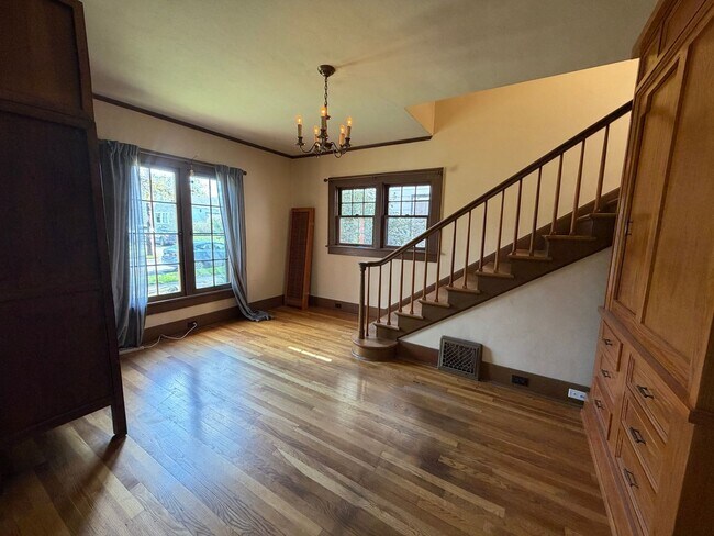 Building Photo - 4 bedroom, 2.5 bath house in the heart of Corvallis