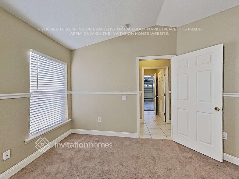 Building Photo - 409 Blackbird Way