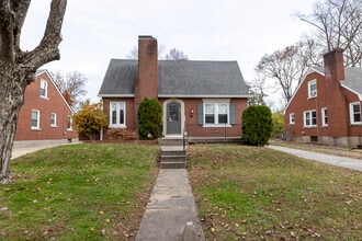 Building Photo - 505 Oxford Pl