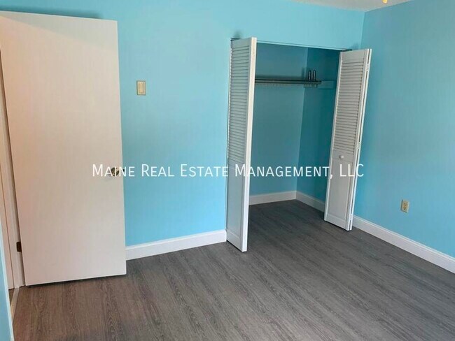 Building Photo - 47 Hill St