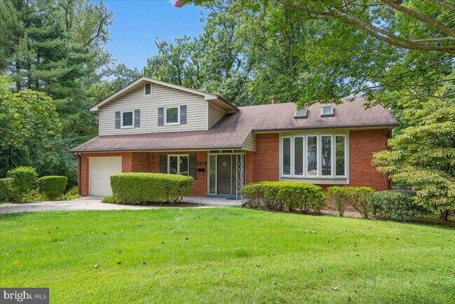 Building Photo - 9202 Wilmett Ct