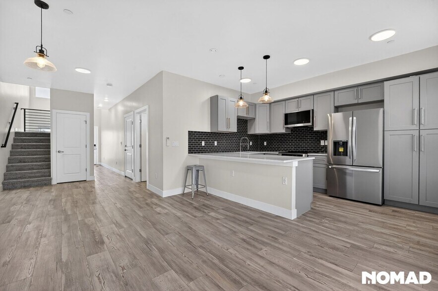 Building Photo - 3582 W 66th Ave