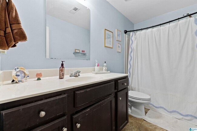 Building Photo - 325 Blackberry Blvd