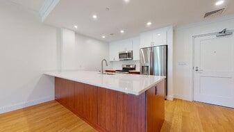 Building Photo - 204 Sherman Rd