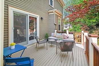 Building Photo - 1281 Walnut St