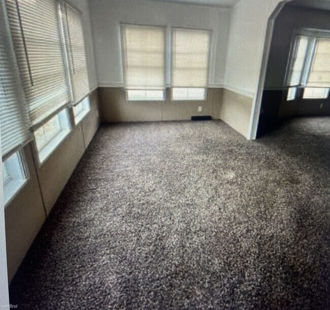 Building Photo - 3 br, 2 bath Mobile Home - Forest Estates 813