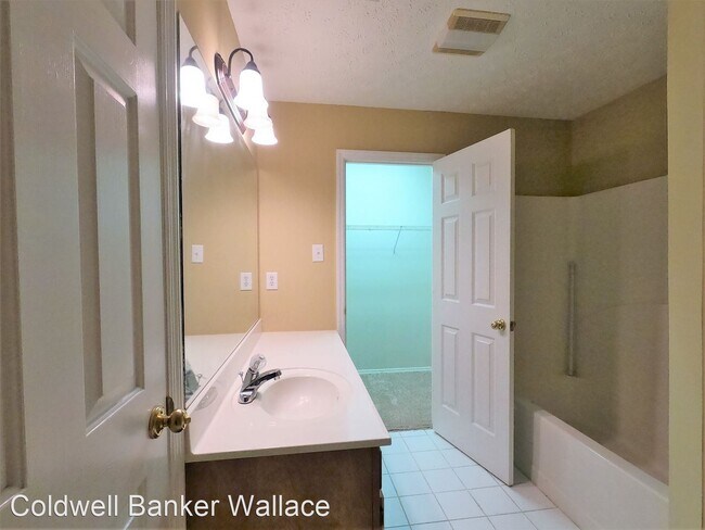 Building Photo - 809 Ashley Michelle Ct